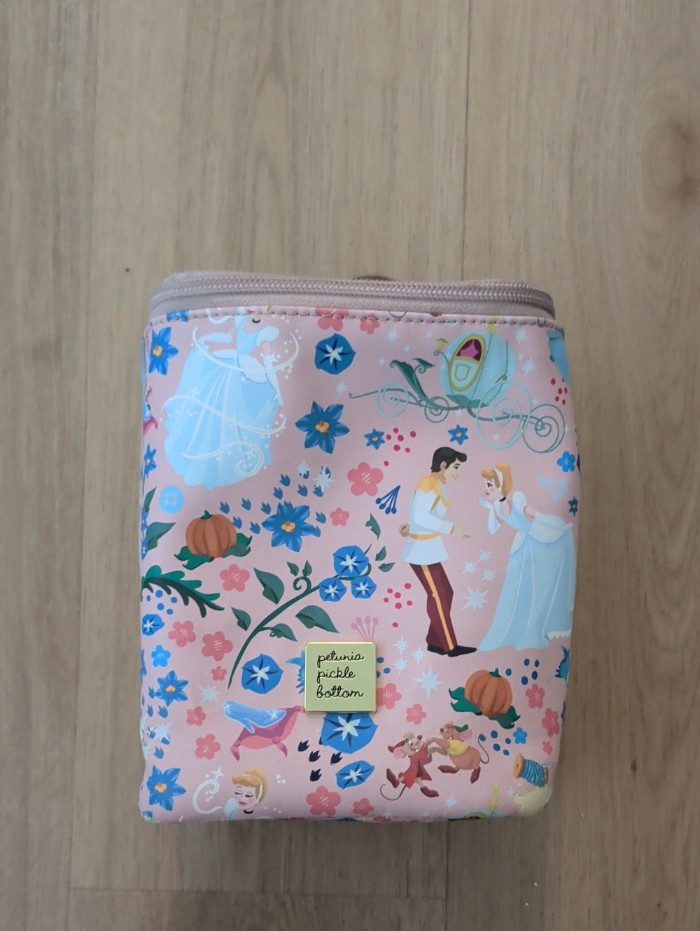 ❤️ Petunia Pickle Bottom Pink Floral Cinderella Zip Bottle Cooler with Gold Logo